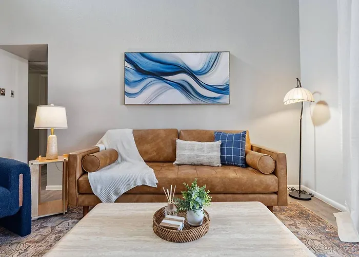 Apartment Quiet 1br By Asu, Hot Tb, Pool, King Bed, Wd