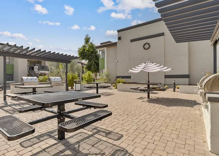 Apartment Quiet 1br By Asu, Hot Tb, Pool, King Bed, Wd
